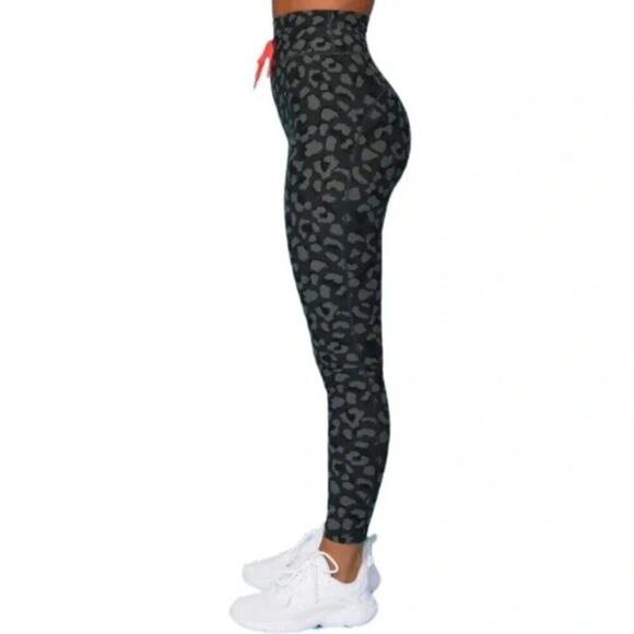 Sarahs Day x WFA Soldier Camo Leggings XS - Picture 4 of 12